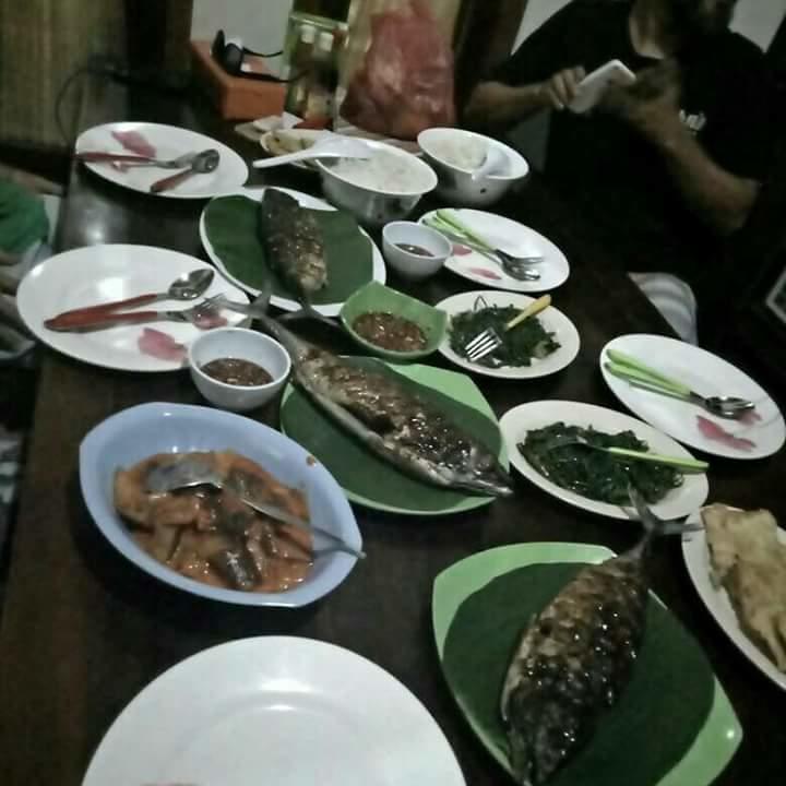 Kalak Arrys Watukarung Surfcamp酒店 外观 照片